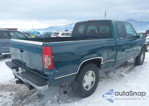 1998 Chevrolet K1500 Fleetside z USA, uszkodzony, nr VIN 1GCEK19R4WR149359